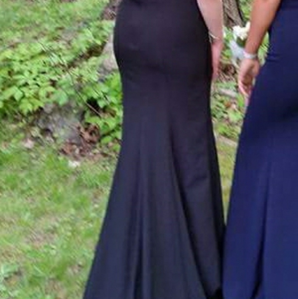 Elegant black evening gown - Picture 6 of 7